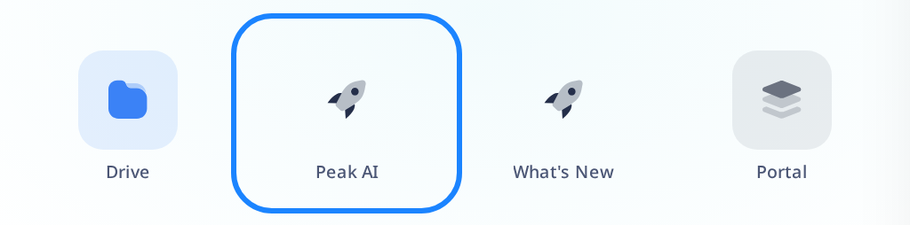 أول المربّعات في الشاشة الرئيسية في Loop، والمربّع Peak AI مميَّز بعلامة.